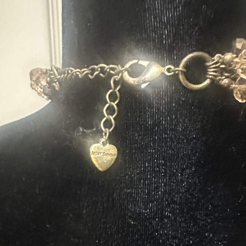 Vintage Betsey Johnson Gold and Pink Bow Necklace - Picture 3 of 4
